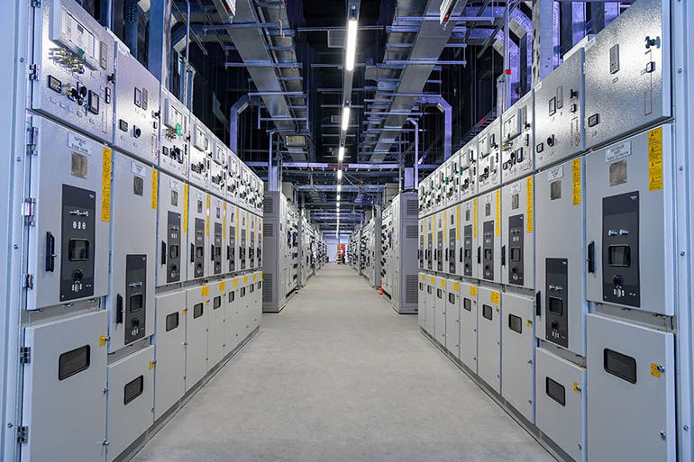 廣州富士康超視堺(康寧項目)電氣安裝工程32X1600KVA高壓配電工程